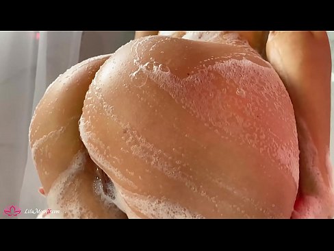 ❤️ Brunette onanerer fisse med vibrator til intens orgasme i brusebad ❤ Porno at da.novoporn-com.ru