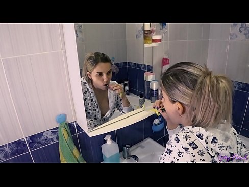 ❤️ Hack med ung i pyjamas slutter oral sperm i røv - letty black ❤ Porno at da.novoporn-com.ru